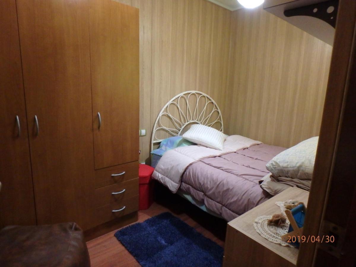 Daniela'S House Riudoms Bed & Breakfast Exterior foto